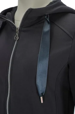 * Ashlyn Young Collegepaita