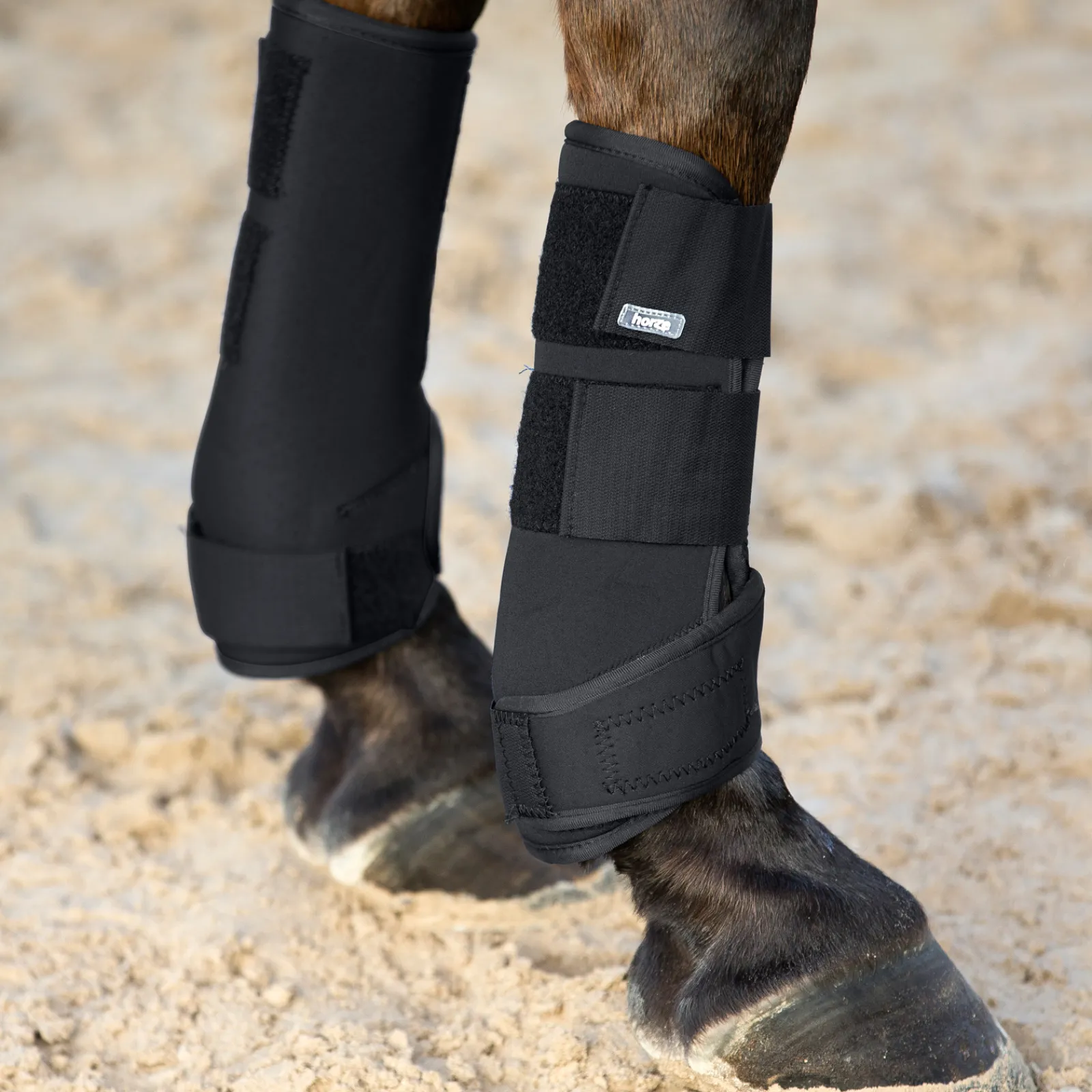 New * Hivutussuojat Musta