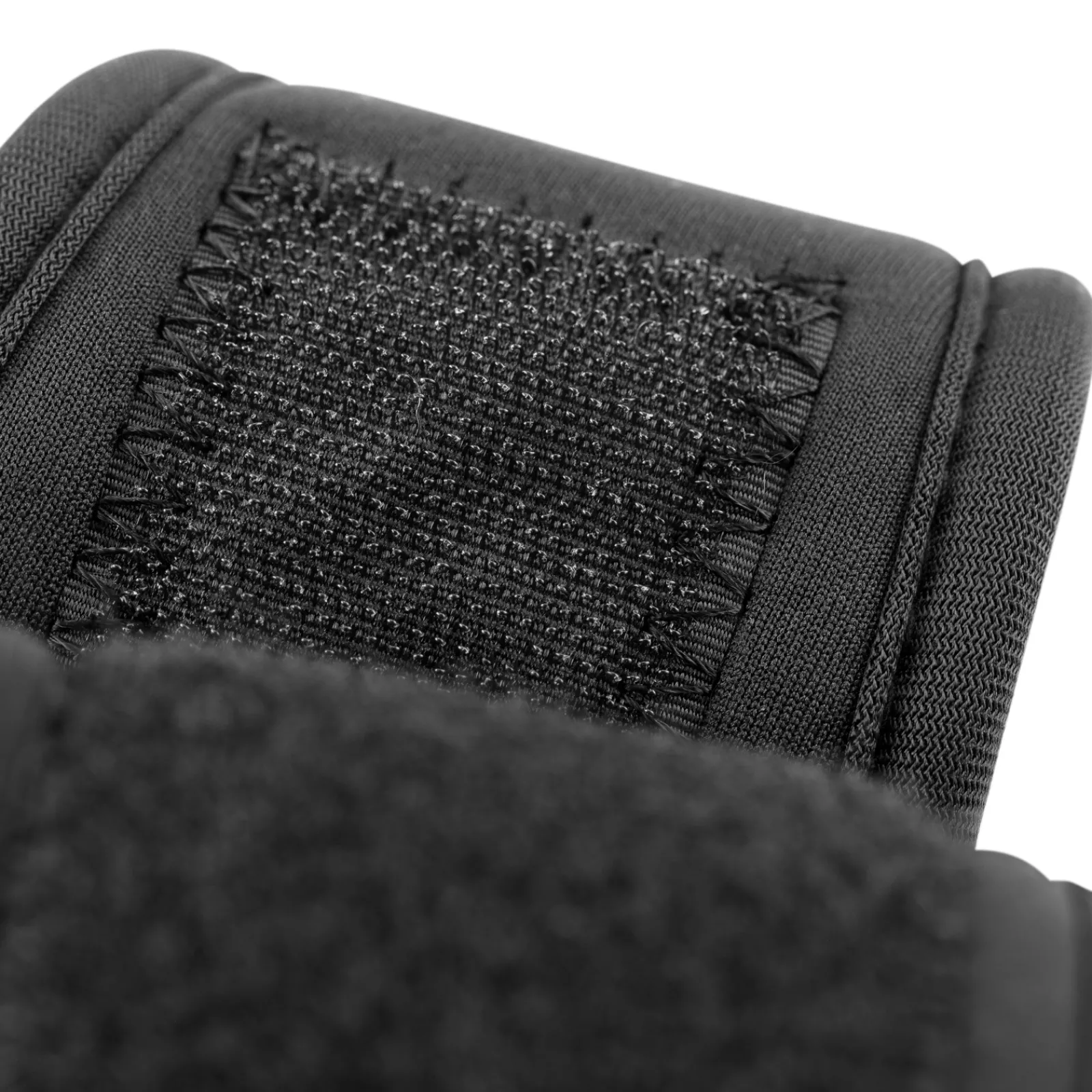 New * Hivutussuojat Musta