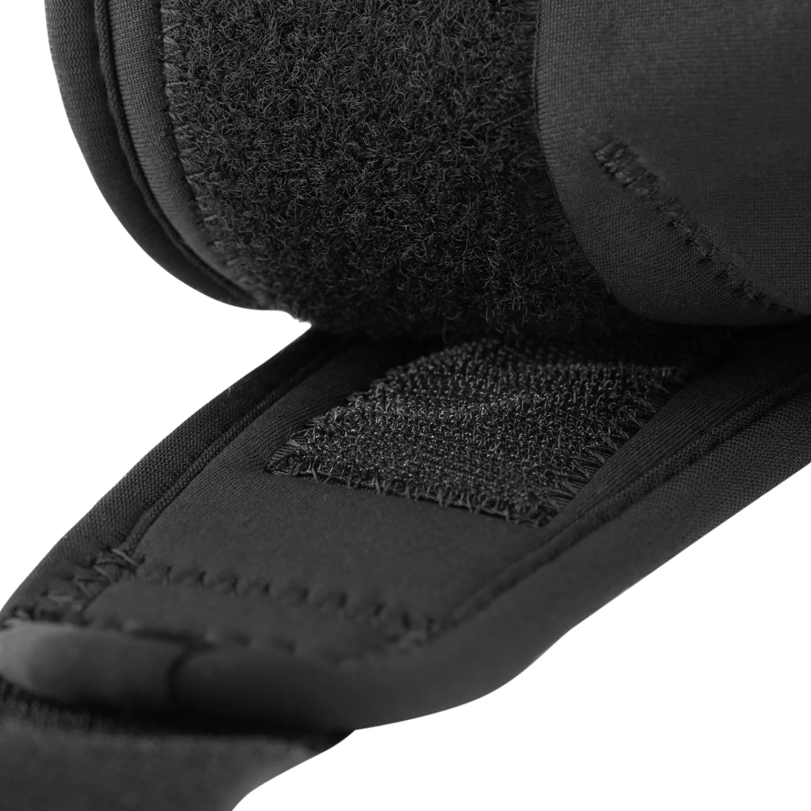 New * Hivutussuojat Musta