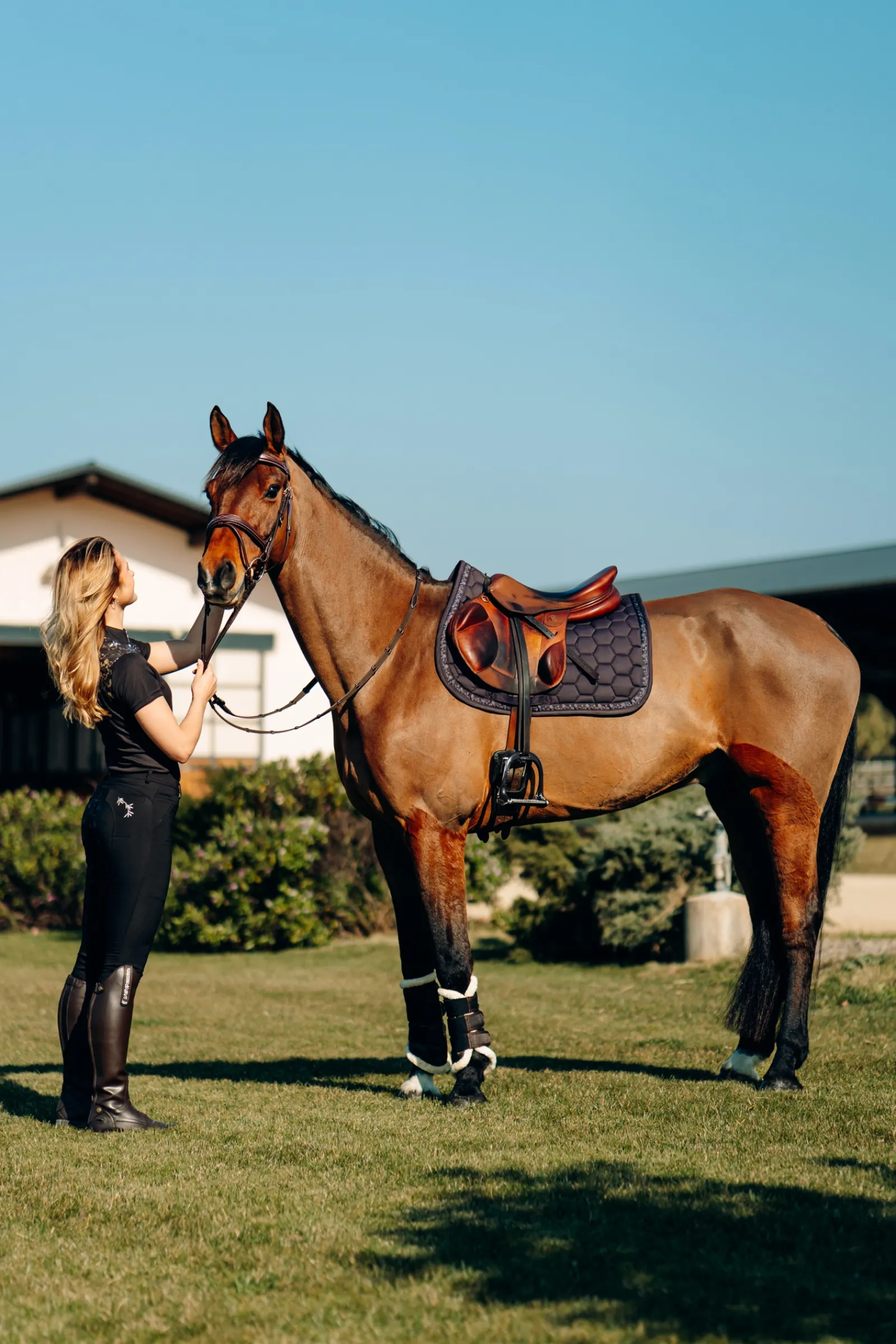 Best * Kaitlin Yleissatulahuopa Kukallisilla Tereilla After Dark Brown