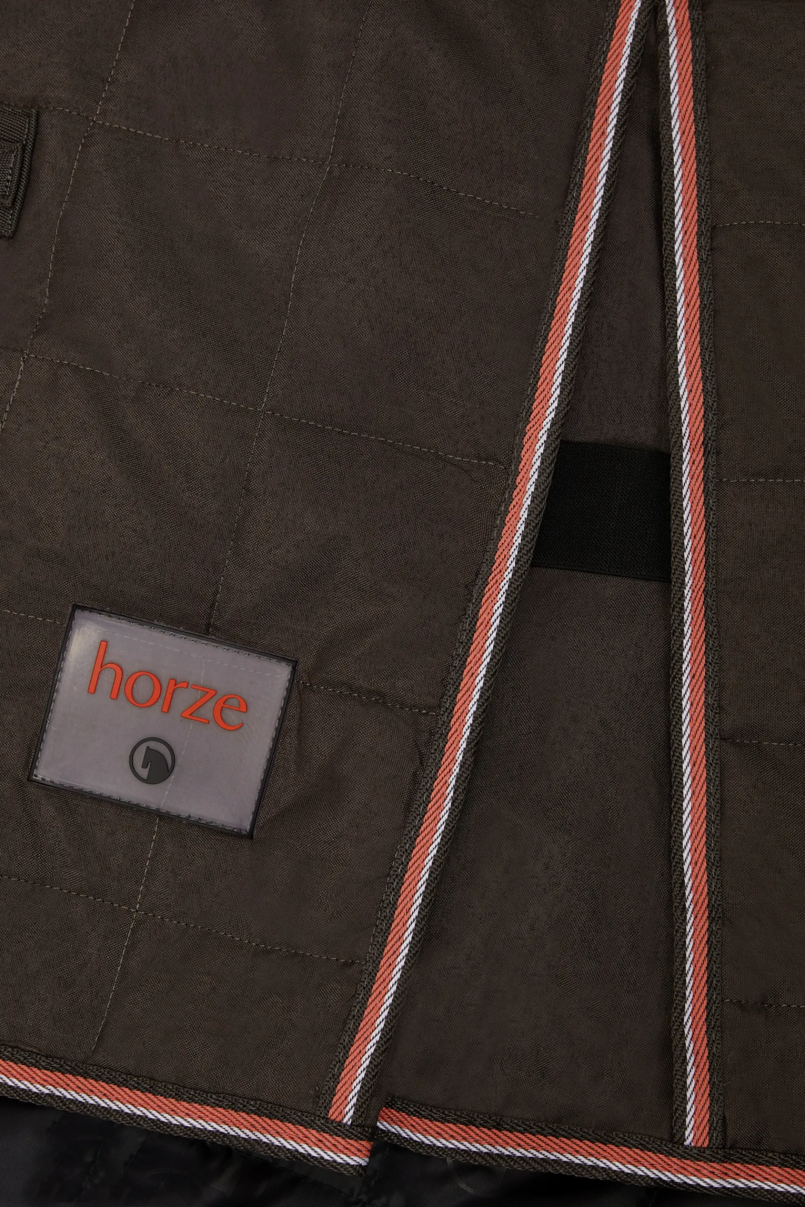 Clearance * Lucerne Talliloimi, 250 G Asphalt Dark Grey