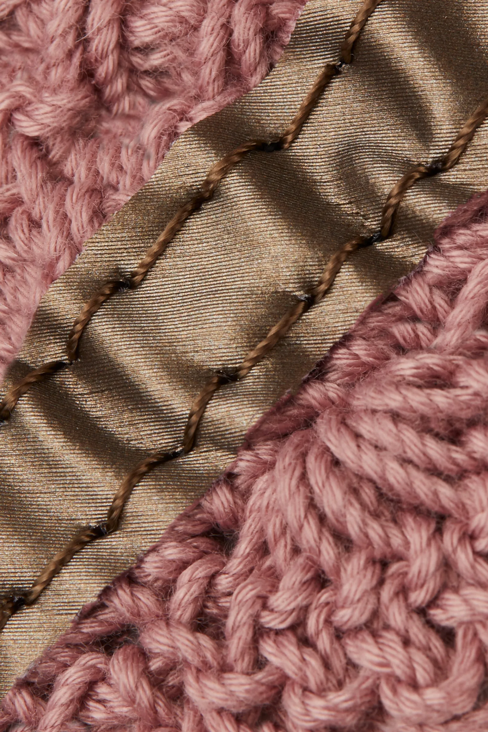 Hot * Munich Korvahuppu Metallinvarisilla Yksityiskohdilla Vaalea Ruusu