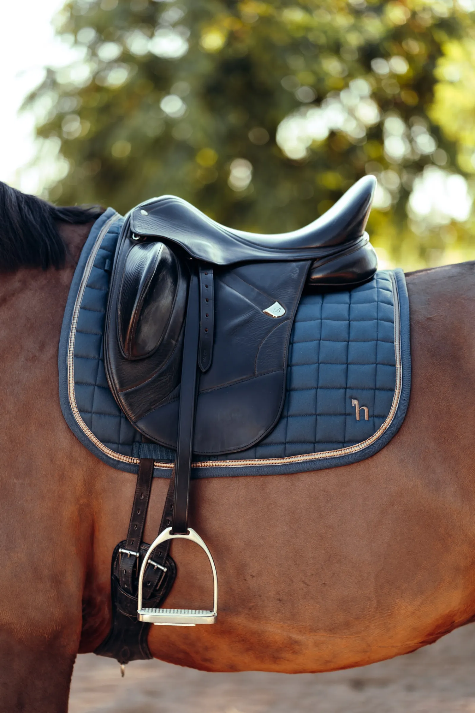 Clearance * Munich Koulusatulahuopa Metallinvarisilla Yksityiskohdilla Reflecting Pond Blue