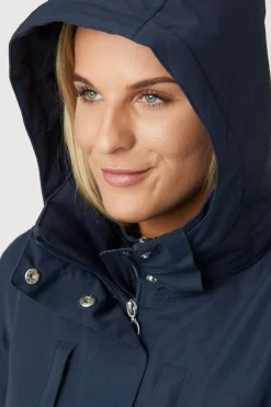 * Noir Ratsastuskypara Kiiltavalla Kuorella Ja Aurinkolipalla