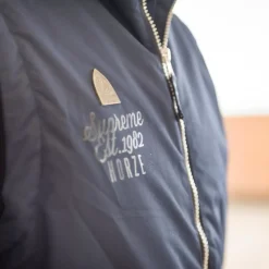 * Spirit Naisten Klassinen Tikkiliivi