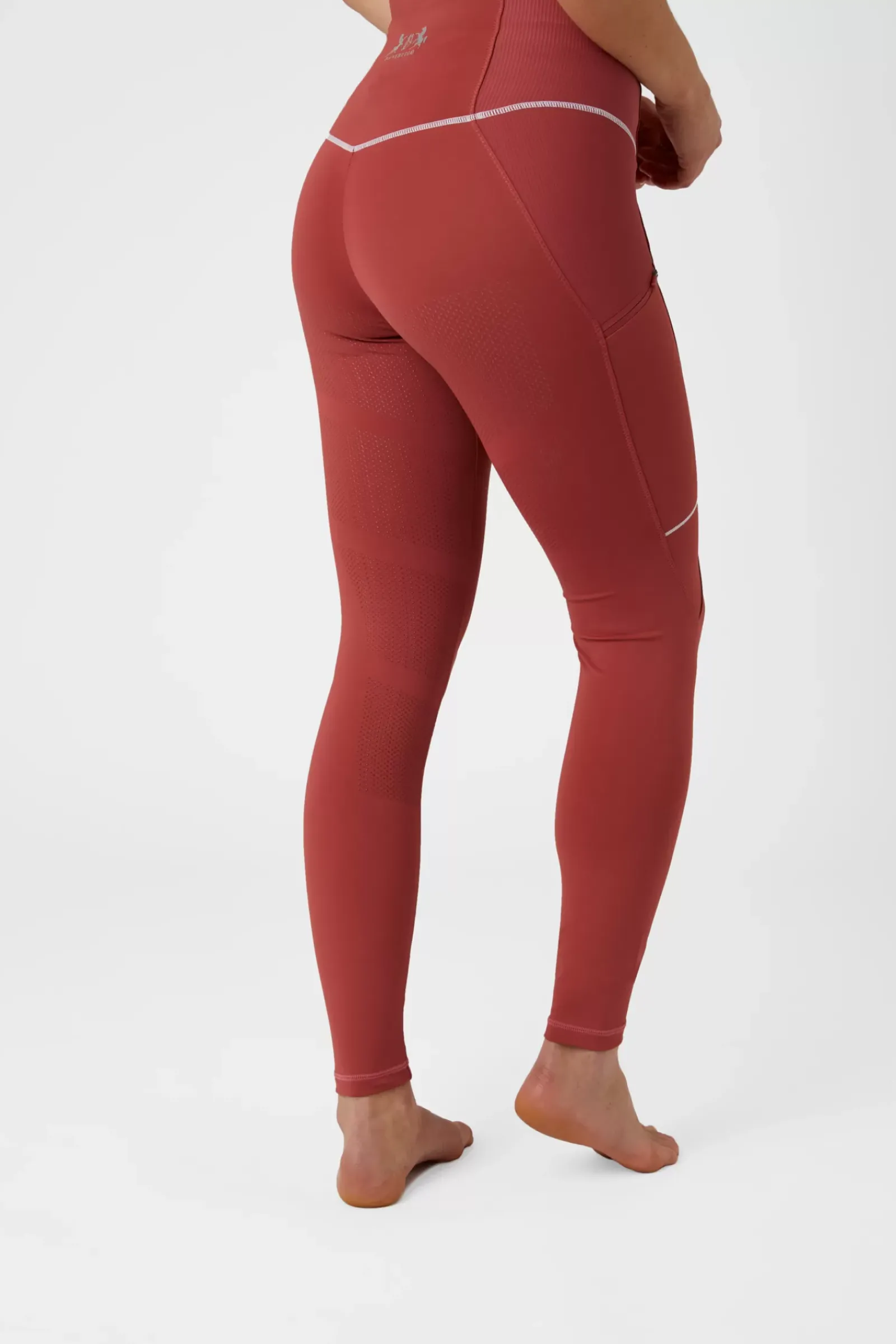 bvertigo B Vertigo Adara Naisten Kokopaikkaiset Ja KorkeaVyötaroiset Ratsastusleggingsit Silikonipainatuksilla Ja Kannykkataskuilla