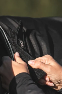 Hot backontrack Back On Track Obsidian Ulkoloimi, 300 G Black