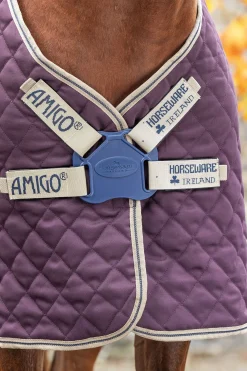 New horseware Amigo Stable Plus Med Disc Talliloimi Irrotettavalla Kaulakappaleella, 200 G Fig/Navy/Tan