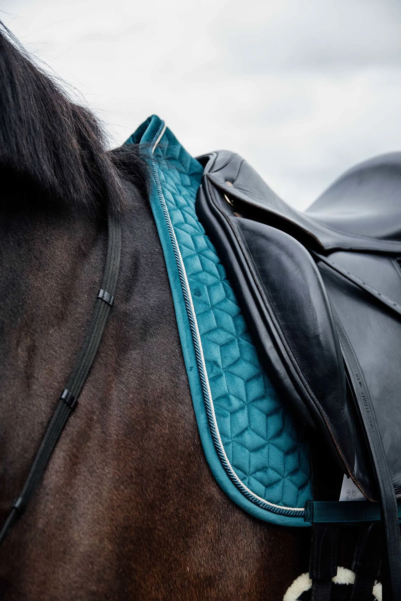 Sale kentucky Horsewear Saddle Pad Velvet Dressage -Kouluratsastussatulahuopa Emerald Green