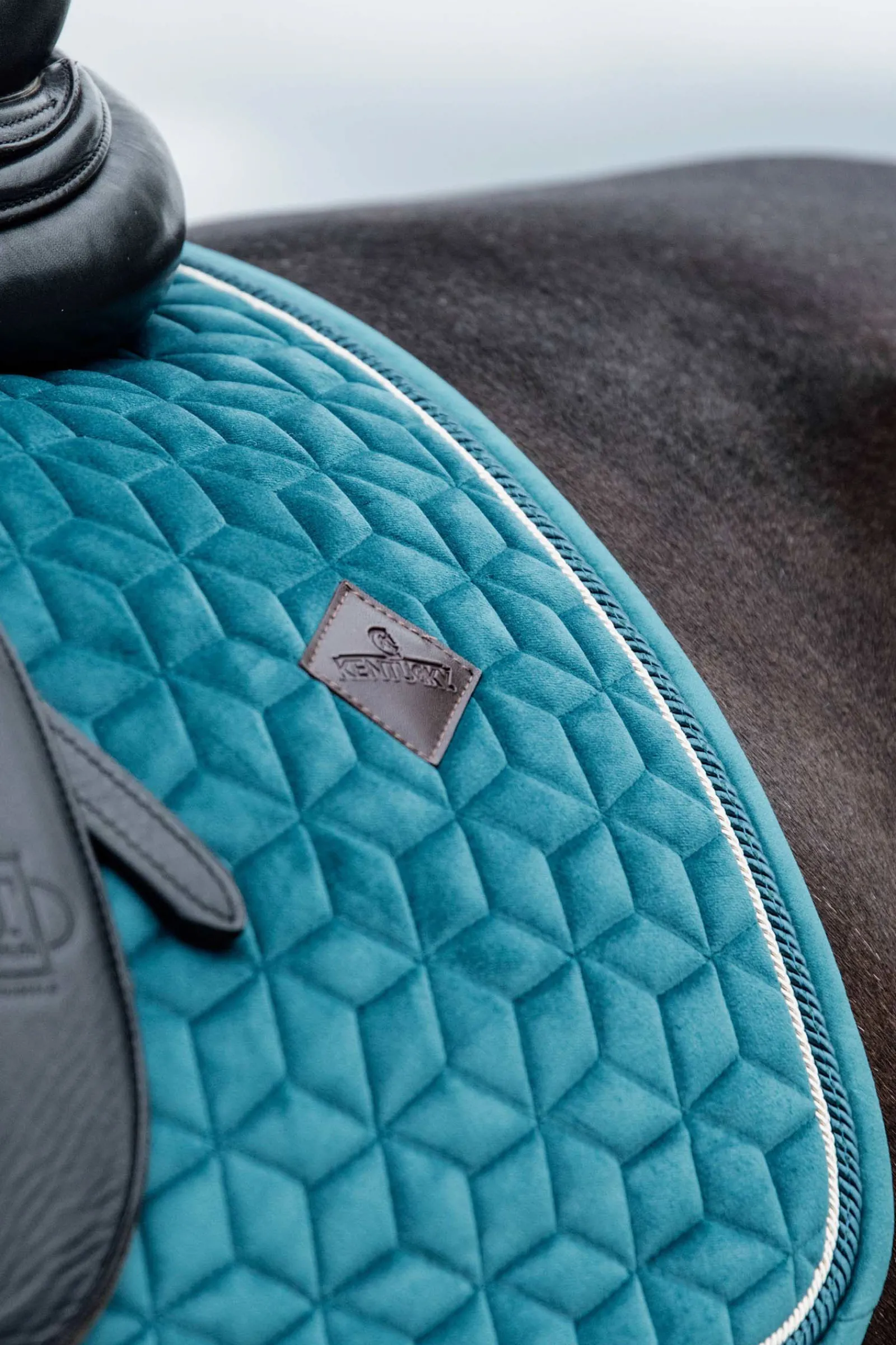 Sale kentucky Horsewear Saddle Pad Velvet Dressage -Kouluratsastussatulahuopa Emerald Green